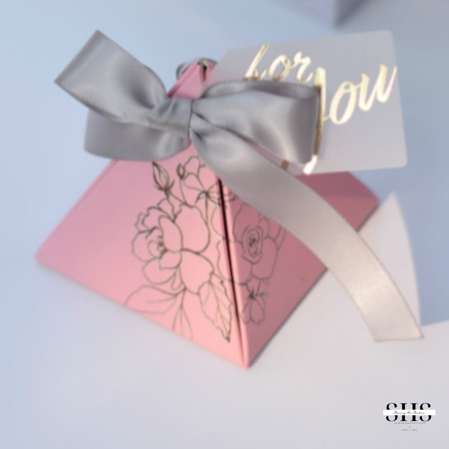 Rosy Pyramid Party Favor Boxes | Small | 2 Colors